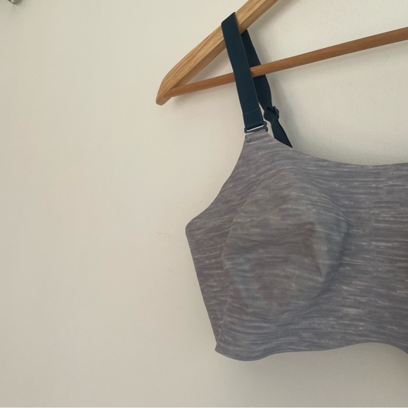 Knix Wireless Bra - Picture 8 of 9